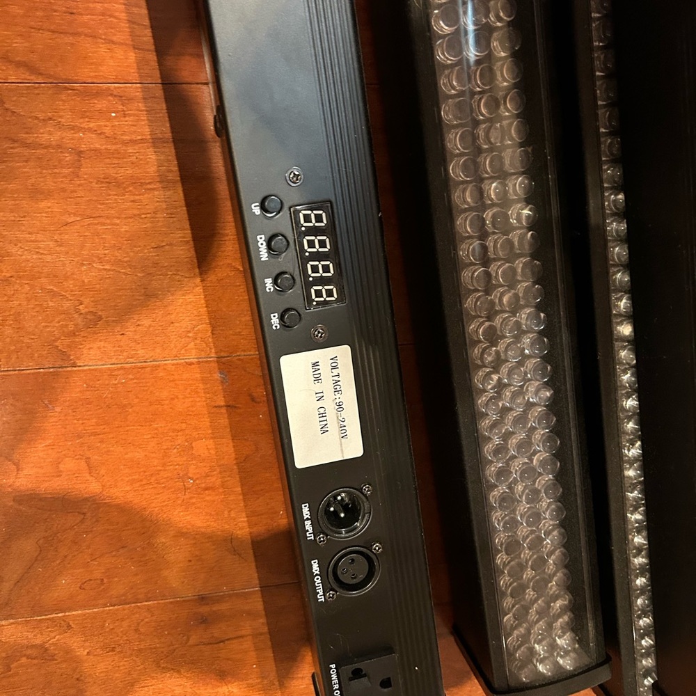 LED Light Bar - Picture 2 of 2